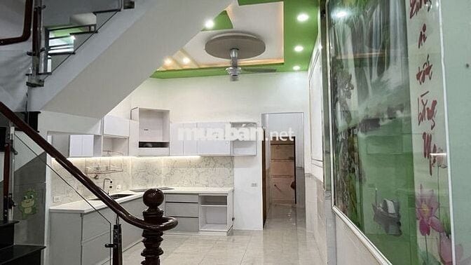 Bán nhà 2 lầu xe hơi đậu trước nhà, Hẻm 8m 3 xe hơi tránh nhau
