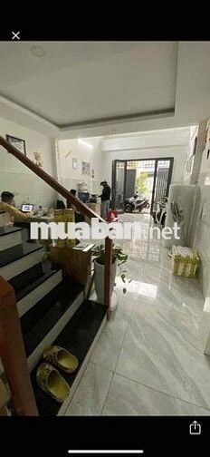 cho thuê nguyên lầu 2  tại p11 q6