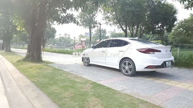Hyundai Elantra 2021 1.6 AT Sport - 70000 km