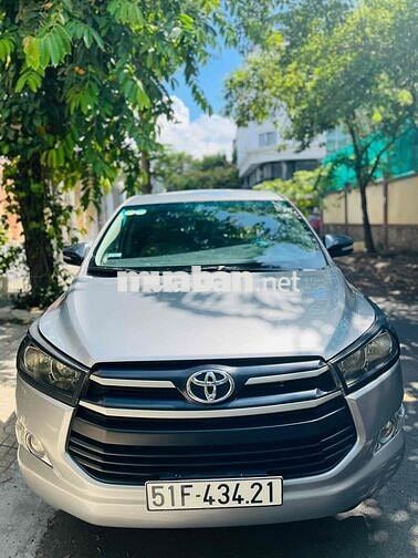 Toyota Innova 2016 2.0E - 108000 km