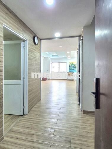 Bán căn shophours .146m tiện lam văn phòng