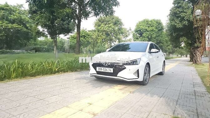 Hyundai Elantra 2021 1.6 AT Sport - 70000 km