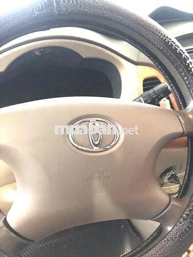 Toyota Innova 2010 G - 140000 km