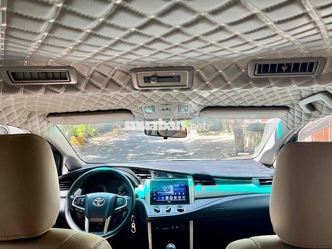 Toyota Innova 2016 2.0E - 108000 km