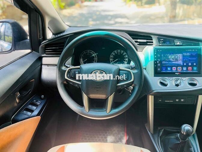 Toyota Innova 2016 2.0E - 108000 km