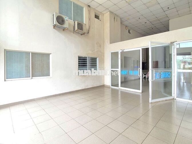 Bán căn shophours .146m tiện lam văn phòng