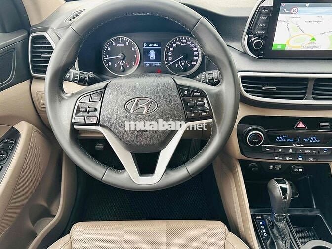Hyundai Tucson 2.0AT sản xuất 2020 chạy zin 2,5v