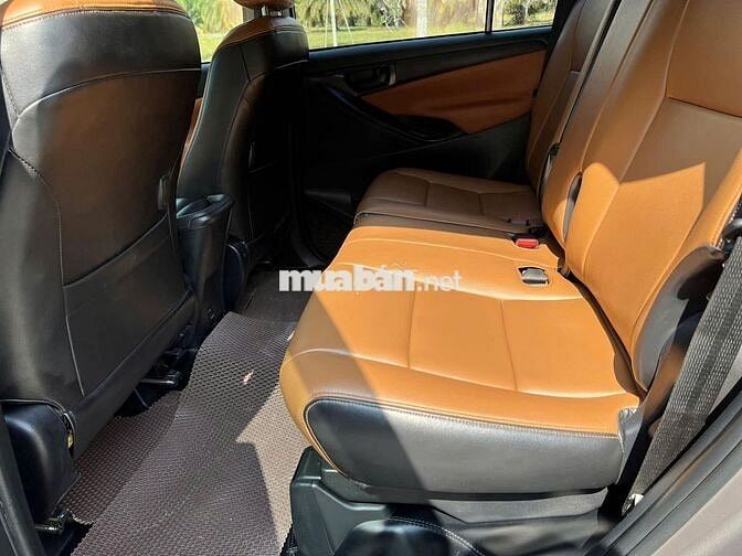 Innova sx 2019 số sàn màu ghi, động cơ máy xăng