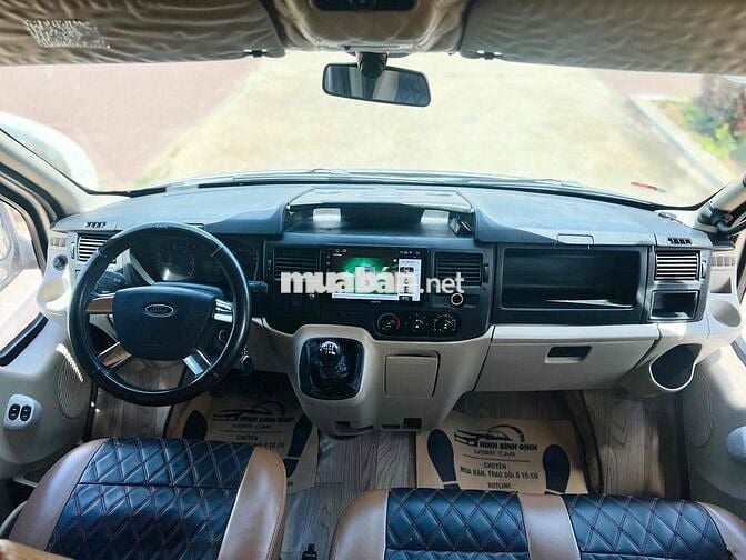 TRANSIT TẢI VAN 2015 / 6 chỗ 940kg