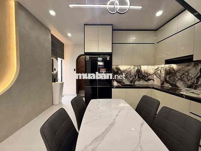 👉Nhà đẹp ở ngay 2 mặt hẻm Phan Xích Long, 45m2, 3PN