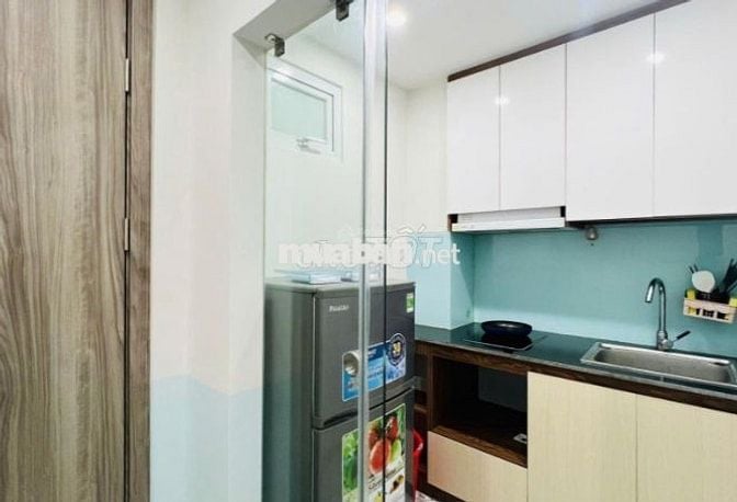 Cho thuê căn hộ full nội thất cao cấp Cầu Giấy, vào ở ngay