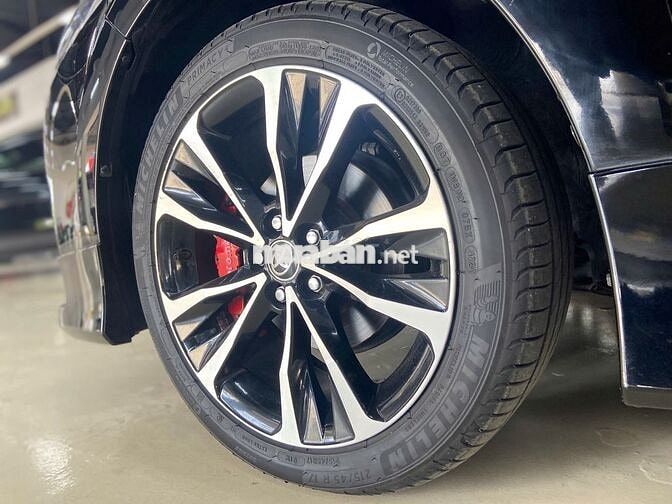 Toyota Corolla Altis 2017 2.0 Sport Đen - 13.537km