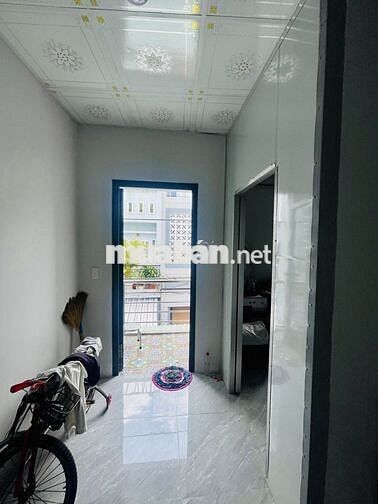 Bán nhà giáp Lê Văn Quới, 5.3mx10.0m, nhỉnh 4 tỷ