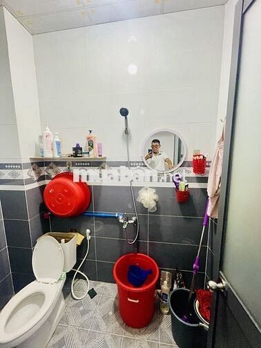 Bán nhà giáp Lê Văn Quới, 5.3mx10.0m, nhỉnh 4 tỷ