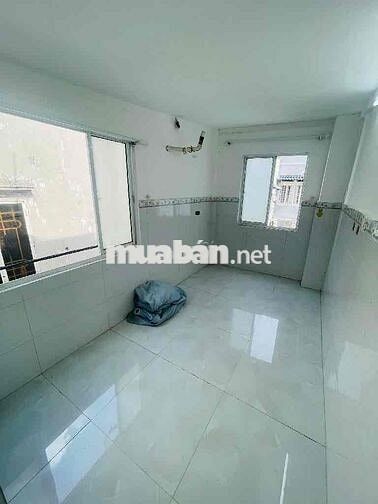 Bán nhà Thống Nhất, 20m2, 3 Tầng, 3PN,Kế bên Vincom,SHR, nhà mới, TL