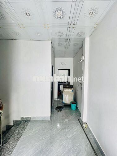 Bán nhà giáp Lê Văn Quới, 5.3mx10.0m, nhỉnh 4 tỷ