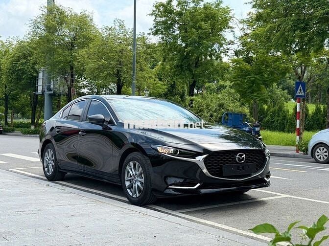 Mazda 3 2025 bản luxury chạy 1500km