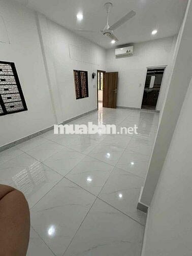 phòng trọ chj nữ thuê.có mays lạnh.nvs riêng