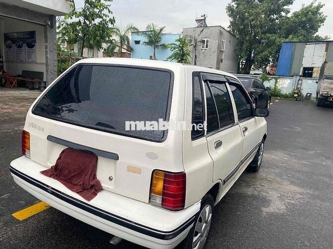 Kia CD5 2001 CD5 - 9999 km
