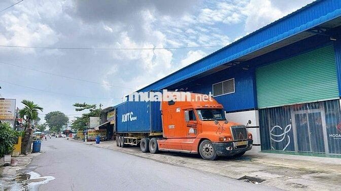 BÁN LÔ ĐẤT MẶT TIỀN KINH DOANH VIP NGANG 10m x34m