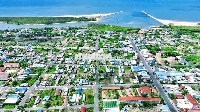 CHỦ NGỘP BÁN NHANH!!! GIÁ SIÊU TỐT  ĐẤT VEN BIỂN LỘC AN