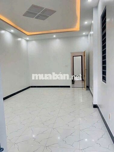 Nhà 5x16, hẻm xe hơi, 3pn , Gần CV Làng Hoa