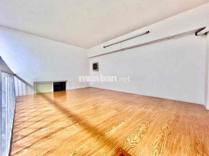Phòng Gác Lửng Full Tiện Nghi Ngay Đầm Sen