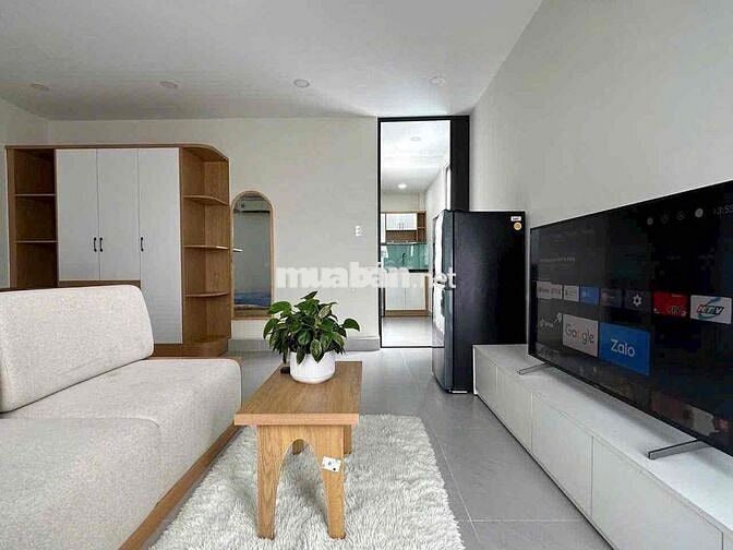 Căn hộ studio ban công rộng 43m2 chỉ 6,5triệu gần VINCOM NAM LONG, UFM