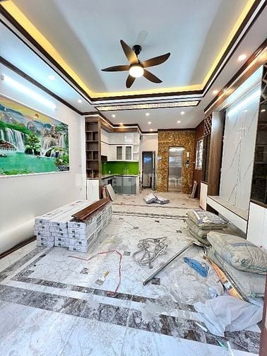 Cho Thuê Nhà Mới 45m2 Xây 5 Tầng,Thang Máy,Tại: Kim Mã,Ba Đình