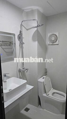 Bán nhà 6 tầng Thang Máy xây mới ngõ 766 Đê La Thành 32m2 full đồ