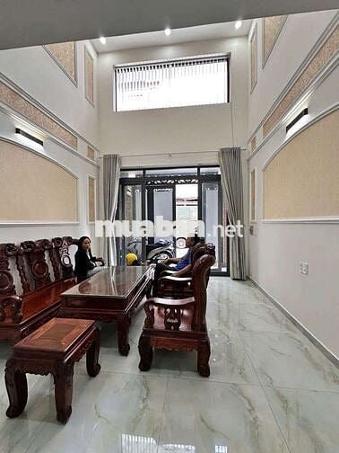 Cho thuê nhà phố liền kề, đẹp hiện đại, Đườg Dương Quảng Hàm p6 Gò vấp