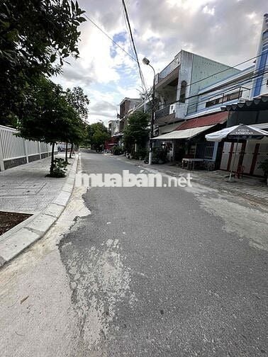 Bán Nhà Vip Góc 2 Mặt Tiền Đường Hồ Tùng Mậu