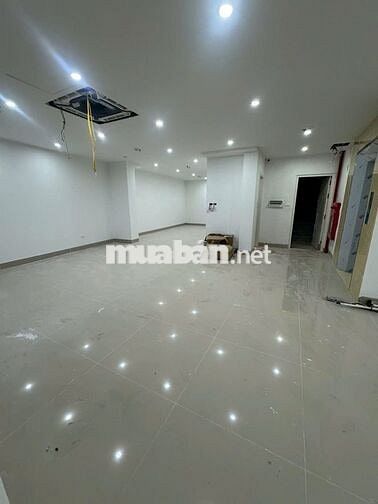 🏢 Cho thuê văn phòng tầng 2 – 210m² – 40tr – Dịch Vọng Hậu, Cầu Giấy