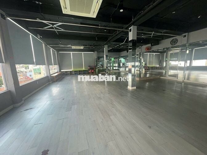 MẶT TIỀN NGUYỄN XÍ 8X38M SÀN TRỐNG SUỐT NHÀ MỚI
