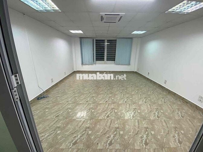 Cho Thuê Văn Phòng 120m2 Ở Mặt Phố Hoàng Văn Thái