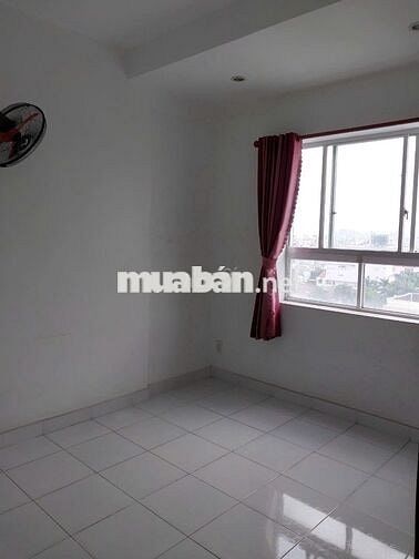 CHO THUÊ ĐẦU T10 Ở CC SÀI GÒN TOWN TÂN PHÚ 2PN 2WC 8TR NHÀ TRỐNG