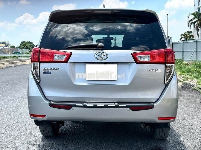 Toyota Innova 2019 2.0E số sàn 8 chỗ rộng rãi