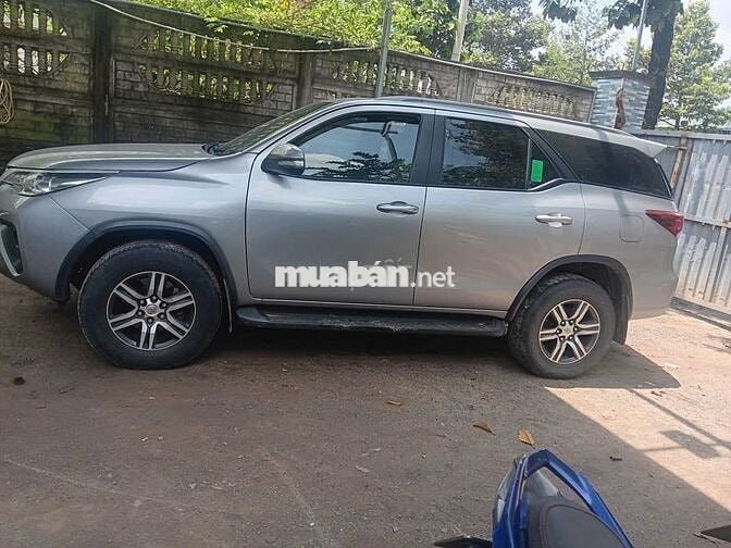 Toyota Fortuner 2017 2.4G 4x2 - 150000 km