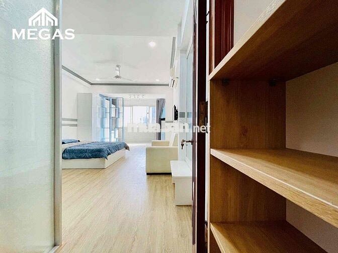 CĂN HỘ Q1_RỘNG RÃI_THOÁNG MÁT_SẠCH SẼ_MỚI_CỬA SỔ LỚN_ÁNH SÁNG TỐT