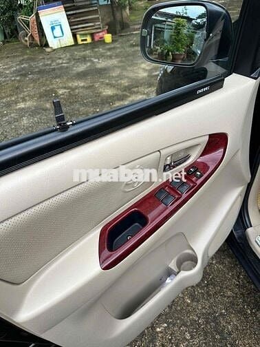 Toyota Innova 2006 G - chuẩn 108000 km..xe cọpp