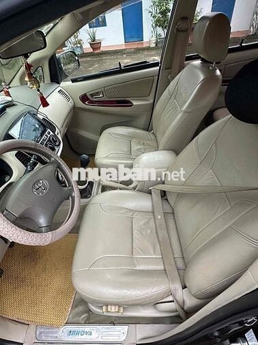 Toyota Innova 2006 G - chuẩn 108000 km..xe cọpp
