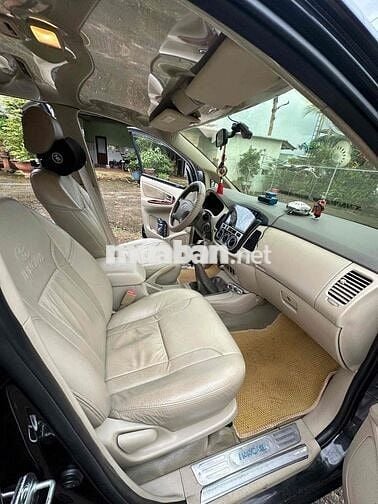Toyota Innova 2006 G - chuẩn 108000 km..xe cọpp