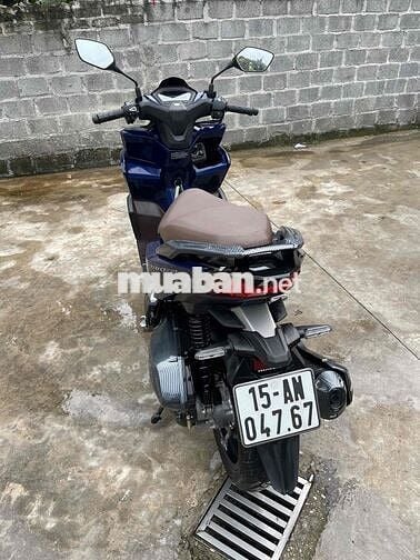 Cần bán vario 160 2024 chạy 5500km như mới