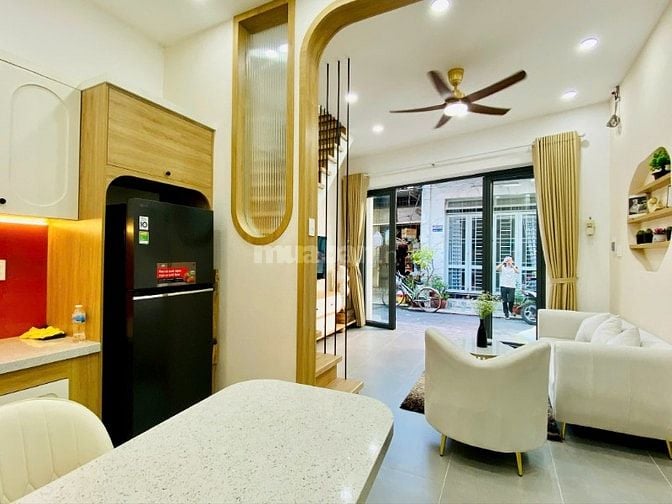 CHÍNH CHỦ NGỢP BANK GIẢM SÂU 700TR BÁN NHÀ 911/QUANG TRUNG NGANG 7M 