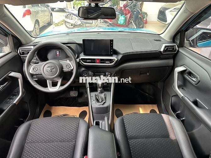 Toyota Raize 2022 - 20000 km