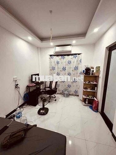 OTO ĐẬU CỔNG- TRƯƠNG ĐỊNH- 30M2-5T- 7TỶ(CTL) - KHU DÂN TRÍ- NHÀ NHÌN