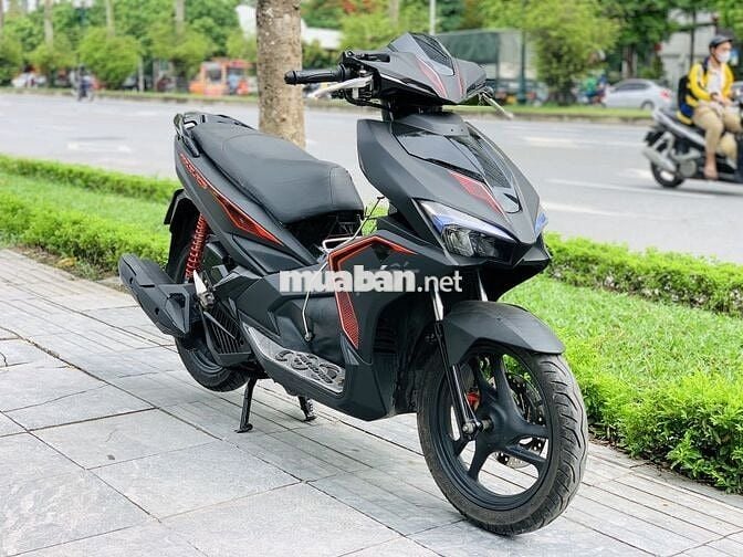 HONDA AIR BLADE 125 FI BẢN ĐEN SẦN KHÓA SMARKEY