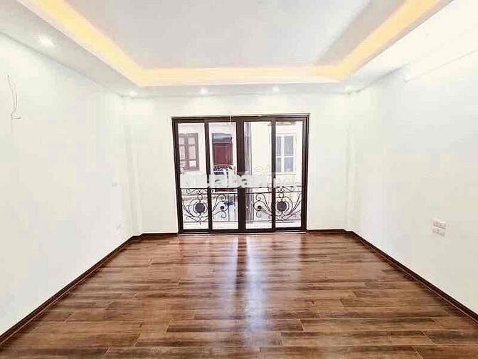 OTO ĐẬU CỔNG- TRƯƠNG ĐỊNH- 30M2-5T- 7TỶ(CTL) - KHU DÂN TRÍ- NHÀ NHÌN