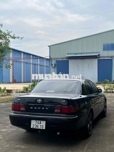 Toyota Camry 1992 - 200000 km