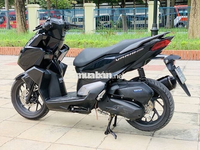 HONDA VARIO 160 ĐEN XE MỚI ĐĂNG KÝ NHƯ MỚI TINH